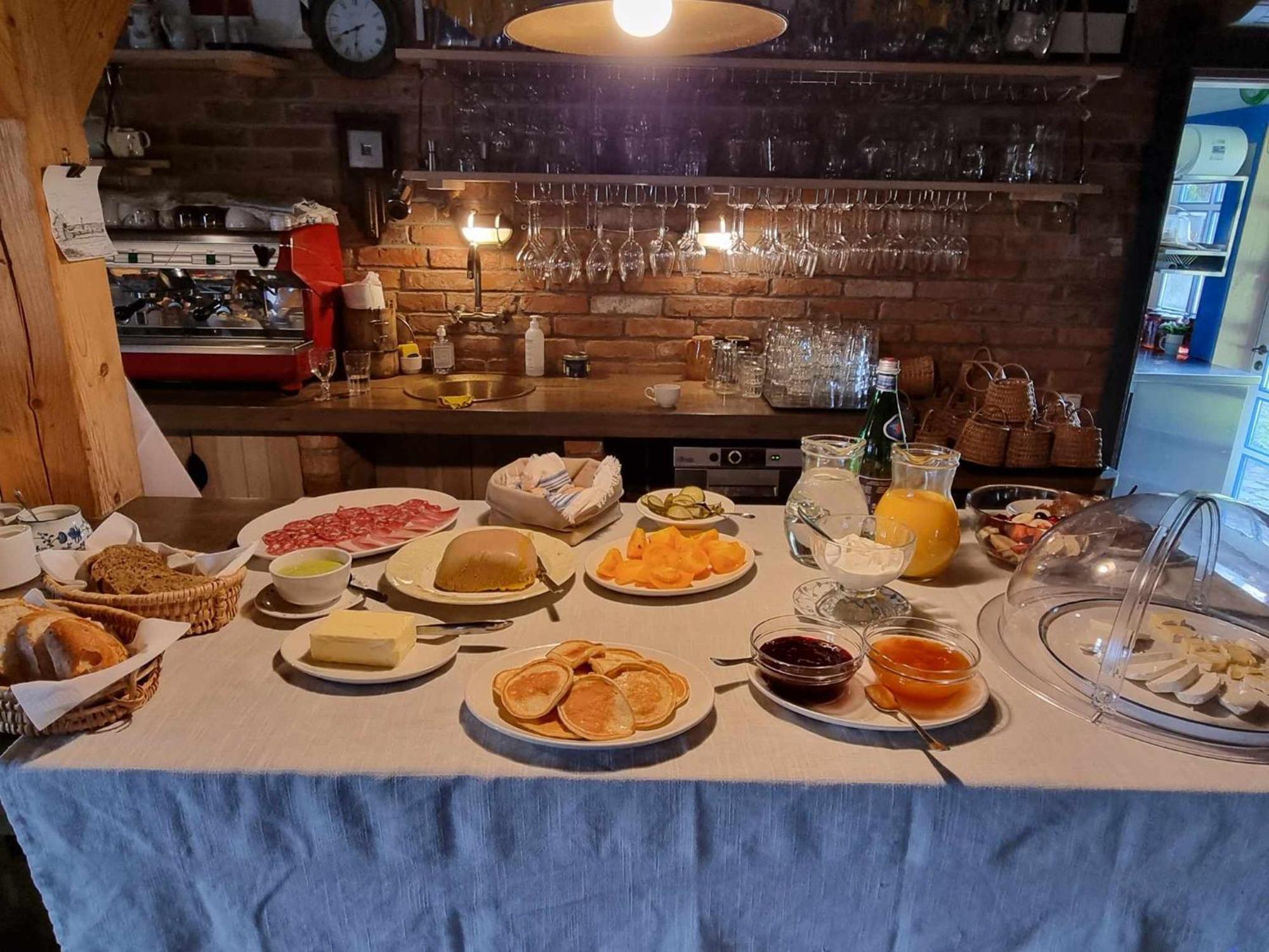 Bed and Breakfast Sturmu Svyturys Sturmai Экстерьер фото